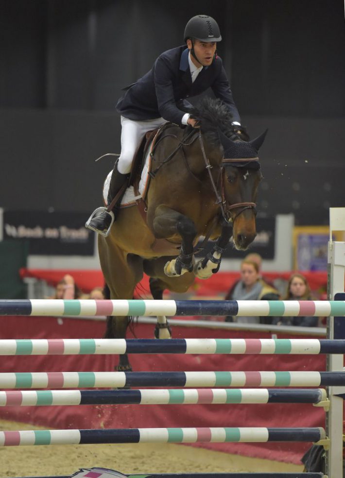 Andre Coutinho Mendonca Nagata und George BC sprangen auf Platz 2 im CSI2* Small Tour Finale. © Fotoagentur Dill