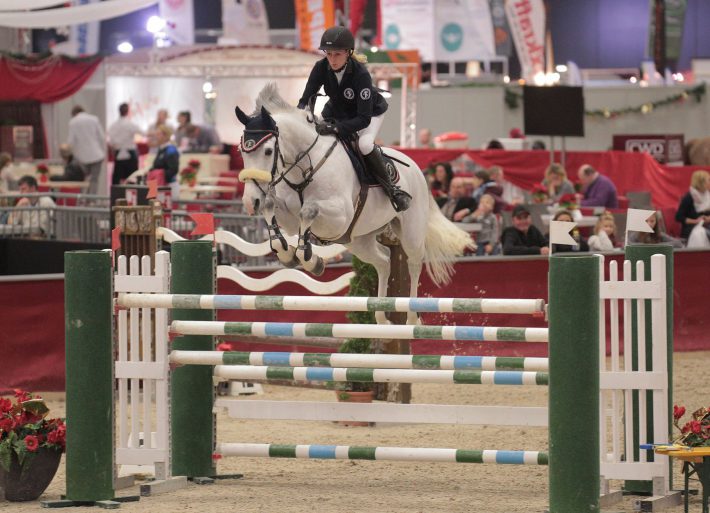 Amke Stroman und Forchello auf dem Weg zum SIeg im CSI2* SPortland Salzburg Grand Prix. © Fotoagentur Dill