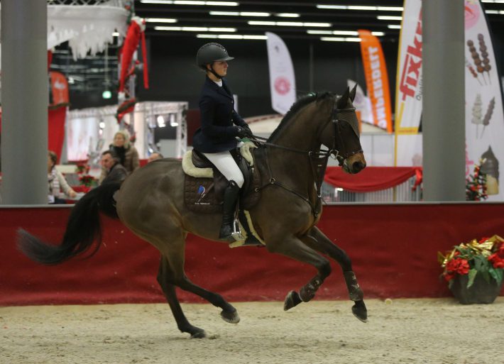 Sofie Najmanova (CZE) und Lexus wurden Zweite im Amadeus Small Junior Tour Final. © Fotoagentur Dill