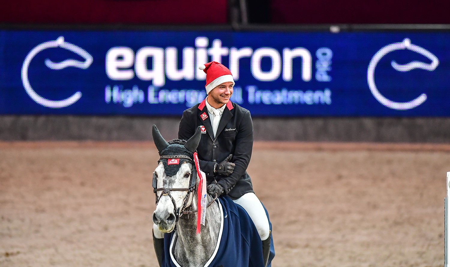 Der schnellste Mann im Feld: Willi Fischer gewann das PRO EQUITRON AGAINST THE WORLD K.O.-Springen am Freitagabend! © Daniel Kaiser