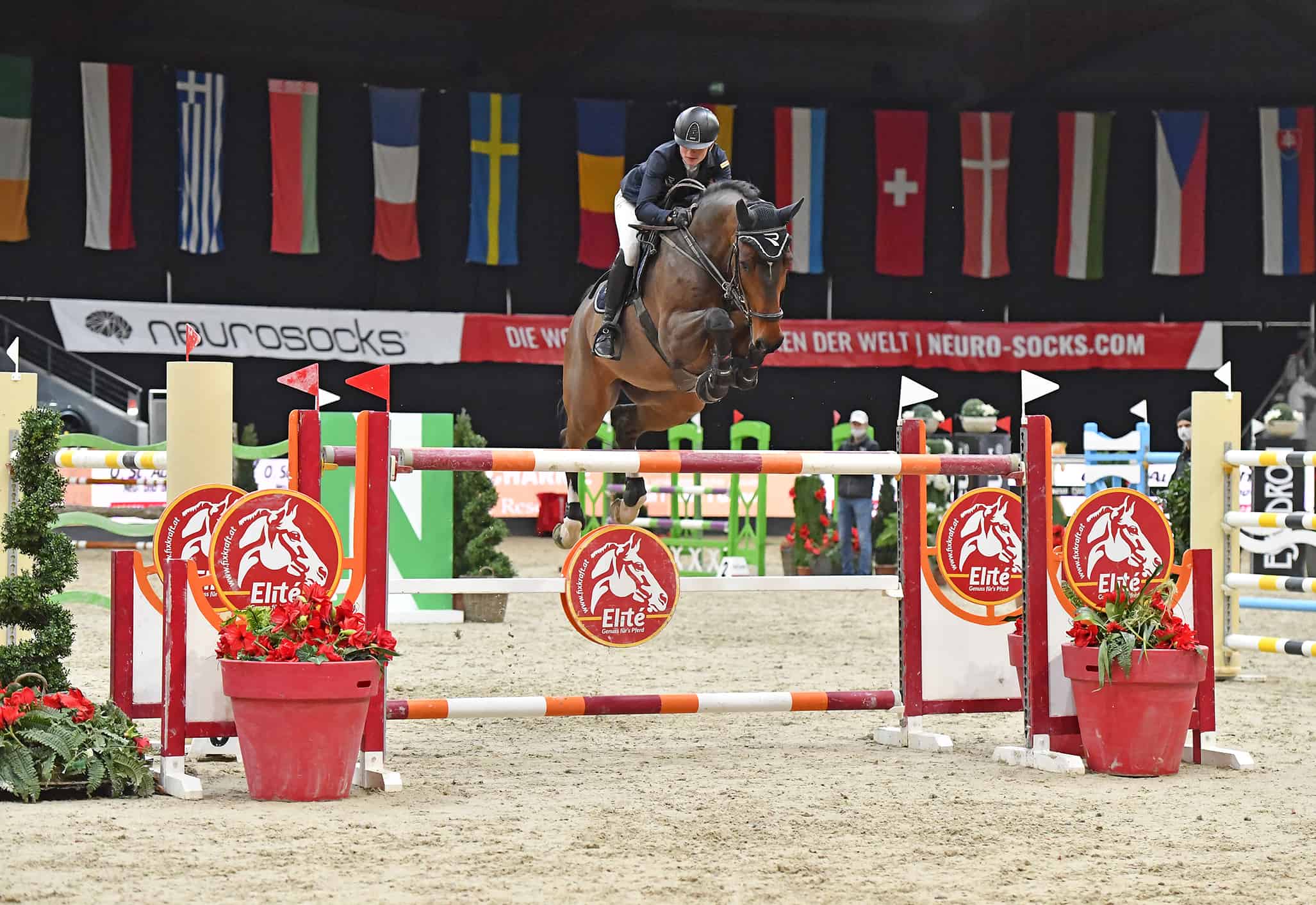 Unterstützung für die Bewerbung als Weltcupstation erhält die Amadeus Horse Indoors GmbH auch von Championatsreiterin Katharina Rhomberg, am Foto mit ihrem WM-Pferd Cuma zu Gast in der Salzburgarena. © Sibil Slejko